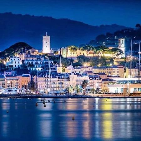 Cannes Old Port, Seafront & Seaview, Yacht Show Port Exteriér fotografie